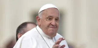 Impactantes imágenes muestran el deterioro del estado de salud del Papa Francisco.