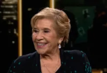 Paty Jofré revela su verdadero nombre y Diana Bolocco bromea al respecto.