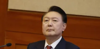 Corea del Sur destituye al presidente Yoon Suk-yeol tras declarar ley marcial.
